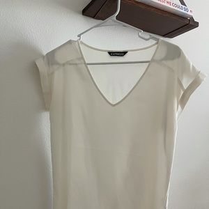 Express XS Silky Short Sleeve. Relaxed fit